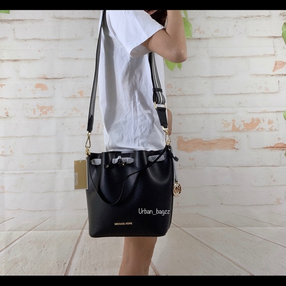 michael kors eden bucket bag